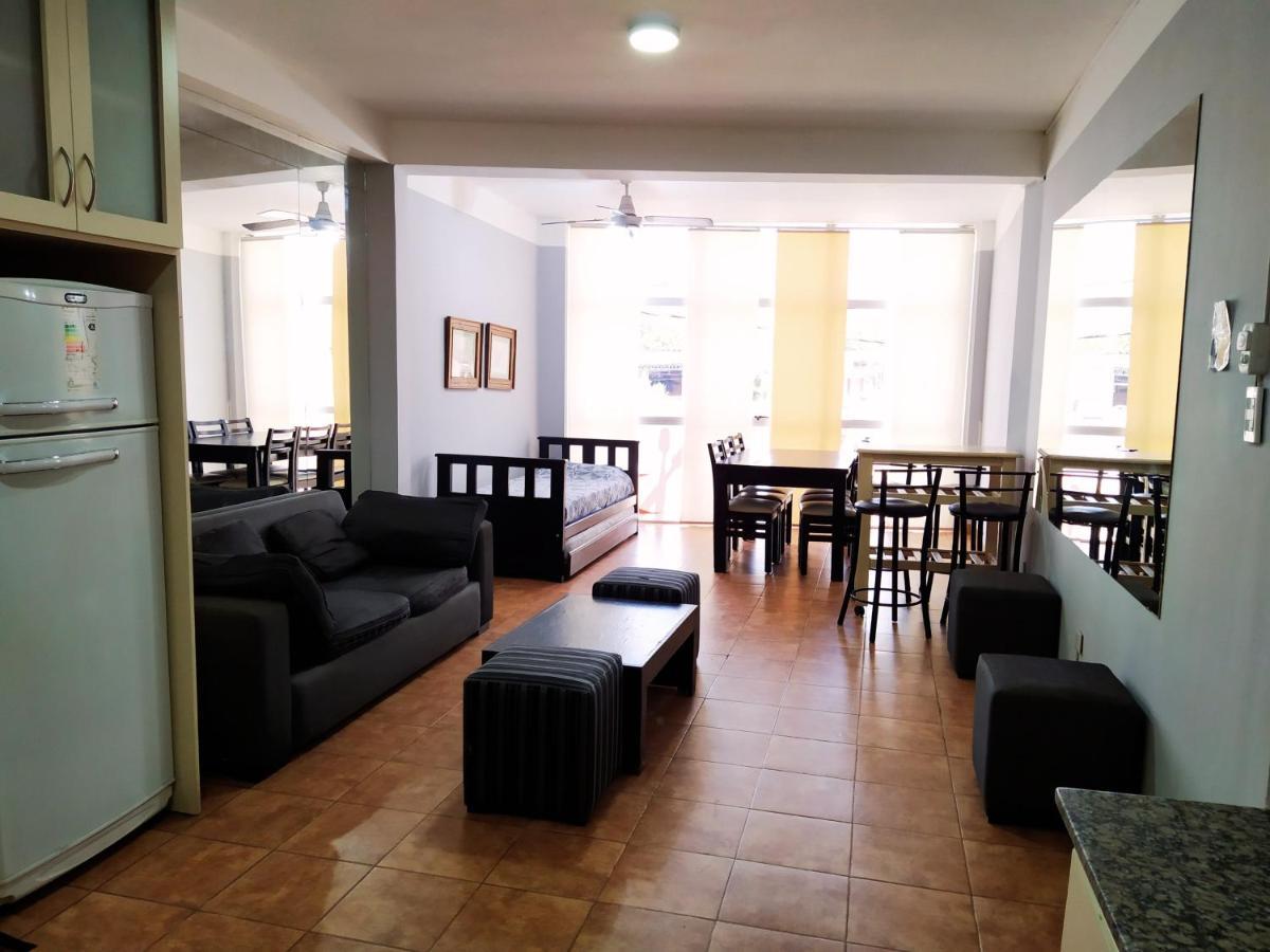 Apartamentos Centro Сан-Сальвадор-де-Жужуй Экстерьер фото